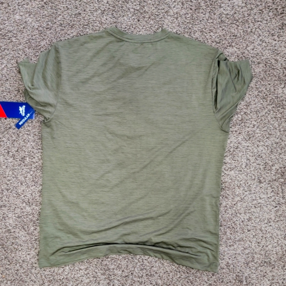 Reebok Dri-Fit - Picture 2 of 2